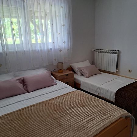 Apartman Teo ดูกาเรซา ภายนอก รูปภาพ