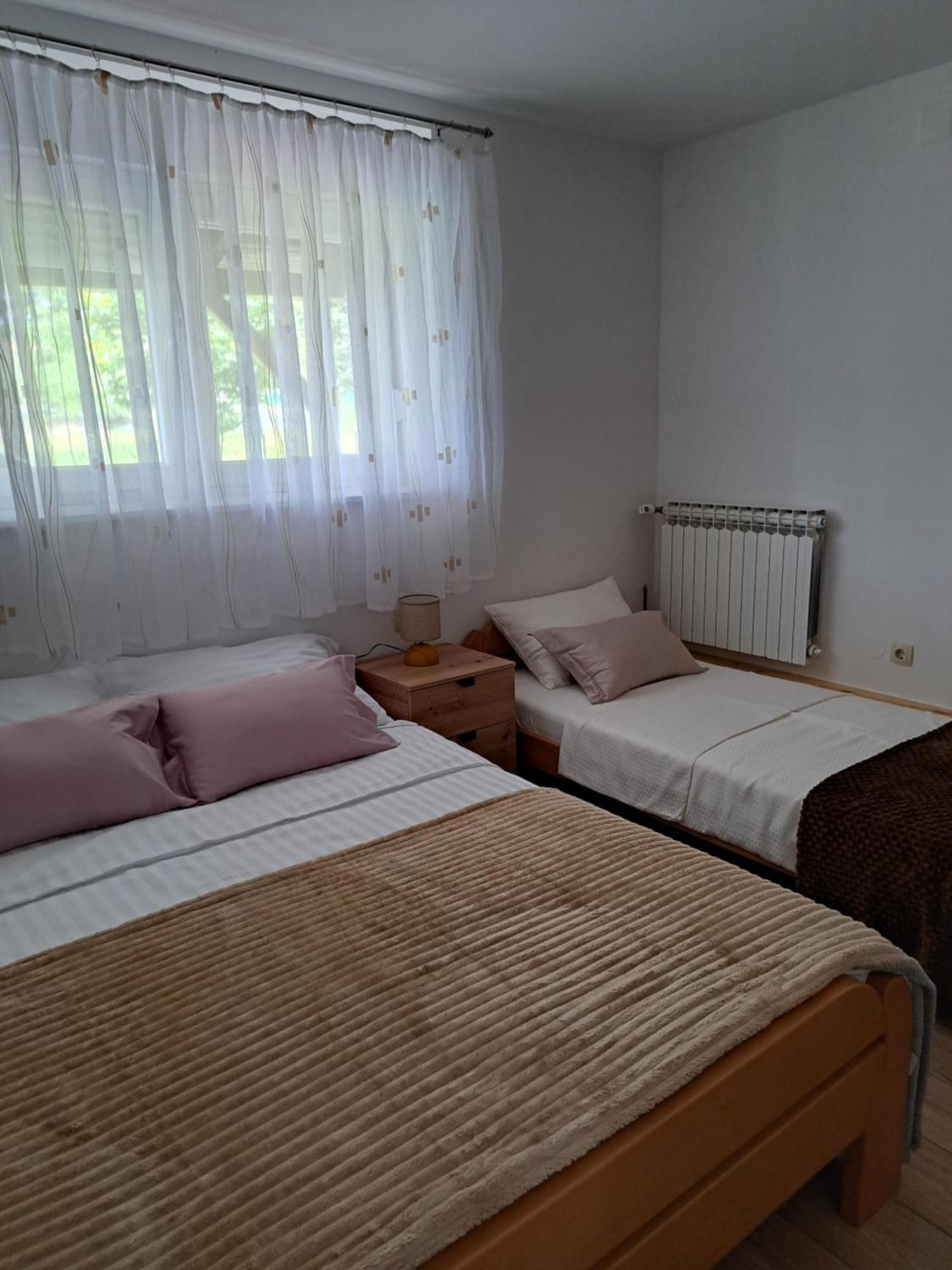 Apartman Teo ดูกาเรซา ภายนอก รูปภาพ