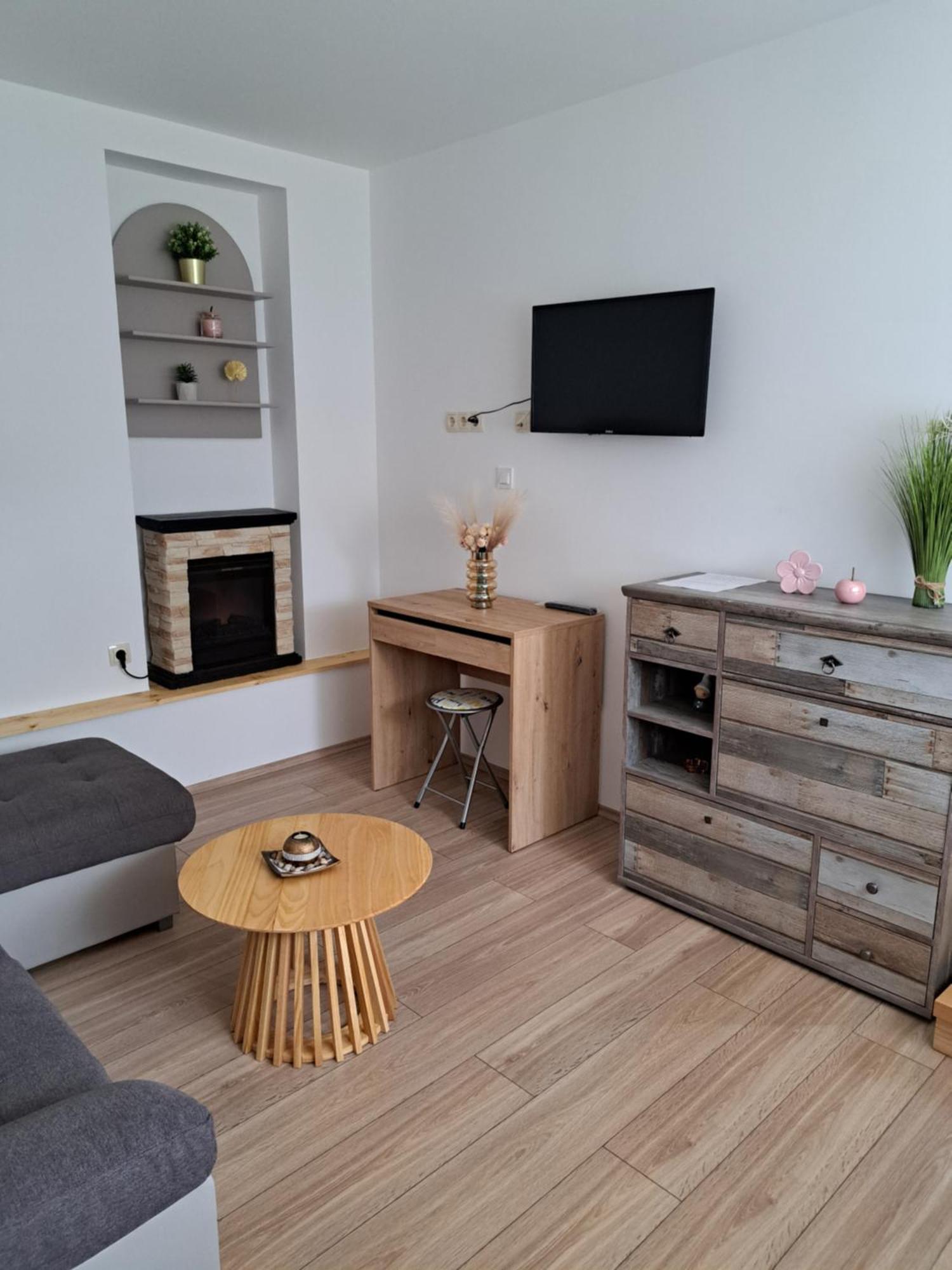 Apartman Teo ดูกาเรซา ภายนอก รูปภาพ